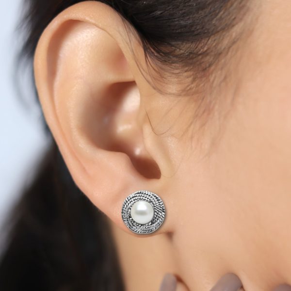 925 Silver Pearl Tops Earring Online now